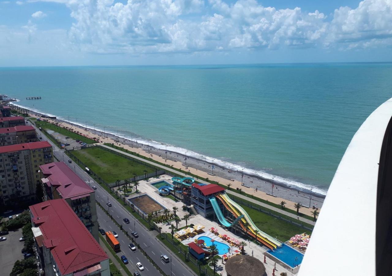 Apartment Marina In Apart-Hotel Residence Batumi Bagian luar foto